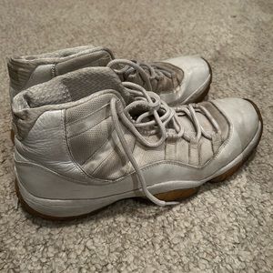 Men’s Air Jordan 11 Retro Silver Anniversary 2010 (Size 11)